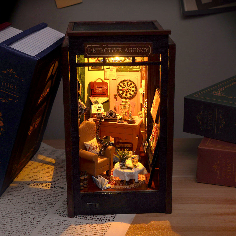 Detective Diary DIY Book Nook Kit